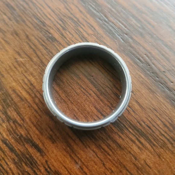 Nohe Jewelry Designer Tungsten Ring - Picture 2 of 6